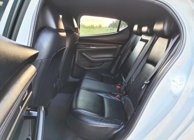 MAZDA馬自達 MAZDA 3  第4張相片
