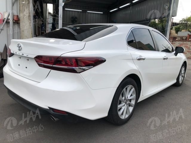 TOYOTA豐田 CAMRY  第3張相片