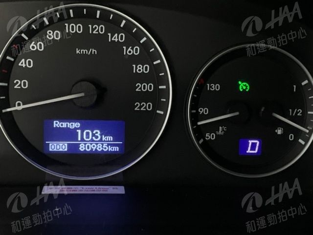 HYUNDAI現代 STAREX  第3張相片