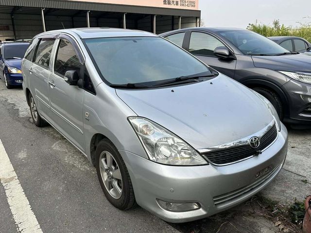 TOYOTA豐田 WISH  第3張相片