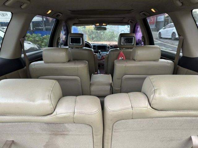 TOYOTA豐田 WISH  第8張相片