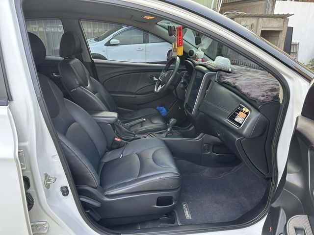 LUXGEN納智捷 S3  第7張相片