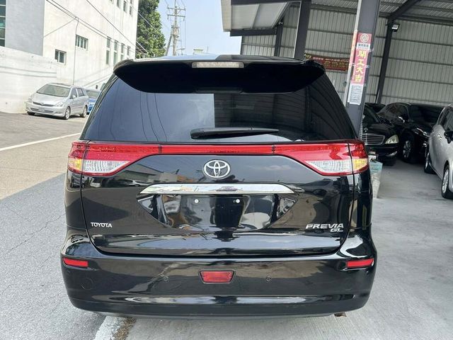TOYOTA豐田 PREVIA  第4張相片