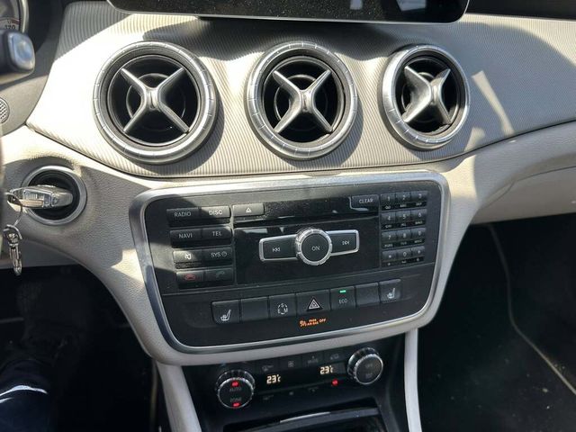 M-BENZ賓士 CLA250  第10張相片