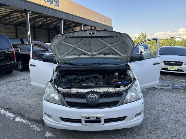 TOYOTA豐田 INNOVA  第15張相片