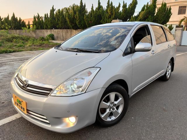 TOYOTA豐田 WISH  第1張相片