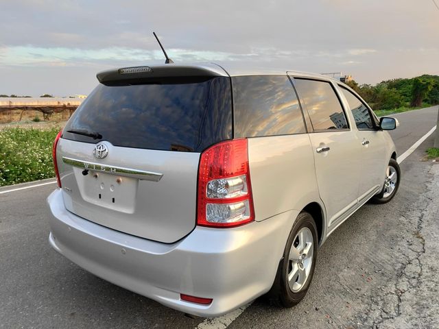 TOYOTA豐田 WISH  第2張相片