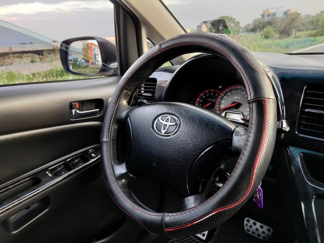 TOYOTA豐田 WISH  第11張相片