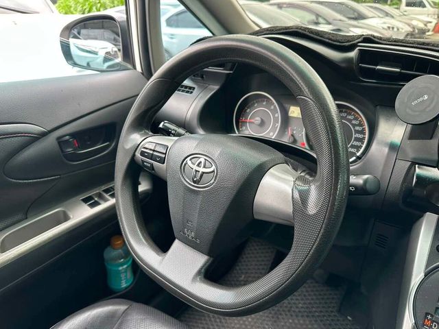 TOYOTA豐田 WISH  第12張相片
