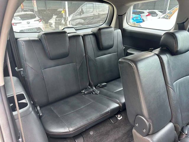 TOYOTA豐田 WISH  第13張相片