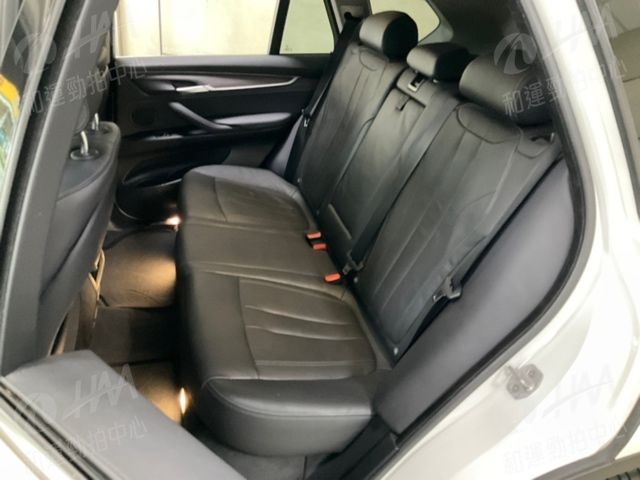 BMW寶馬 X5 XDRIVE25D  第5張相片