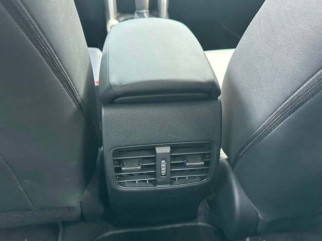 TOYOTA豐田 COROLLA CROSS  第11張相片