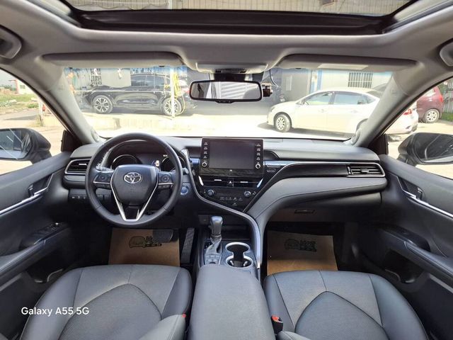 TOYOTA豐田 CAMRY HYBRID  第5張相片