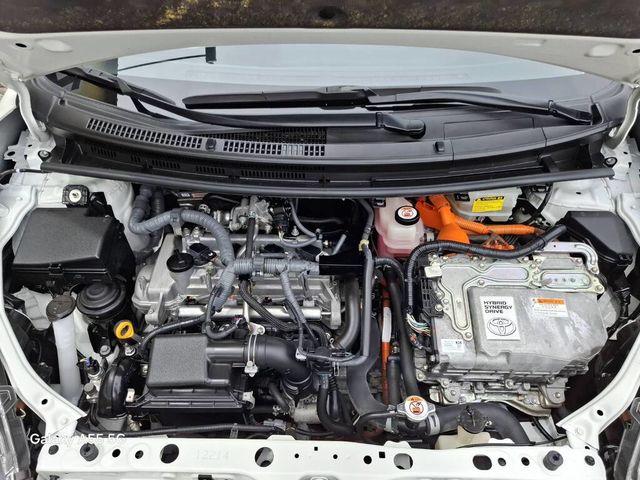 TOYOTA豐田 PRIUS C  第6張相片