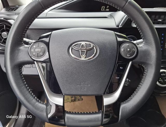 TOYOTA豐田 PRIUS C  第11張相片