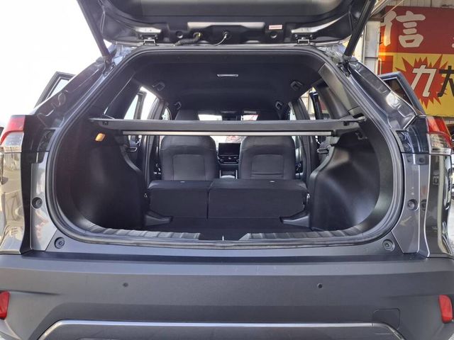 TOYOTA豐田 COROLLA CROSS HYBRID  第19張相片