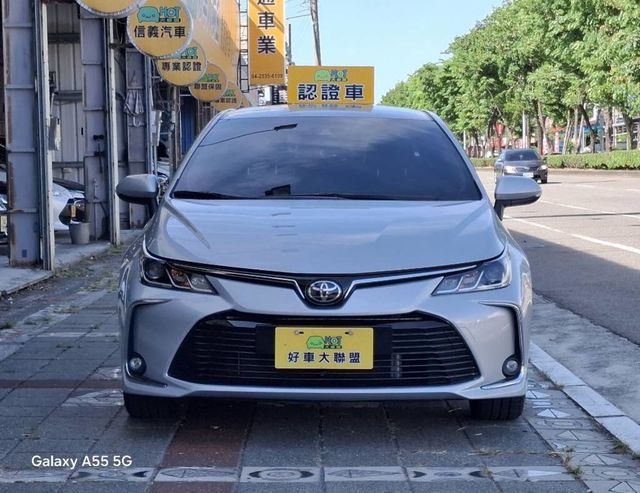 TOYOTA豐田 COROLLA ALTIS HYBRID  第3張相片