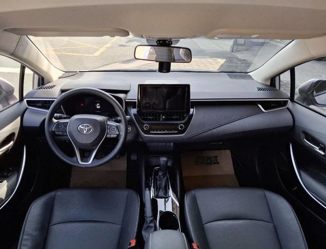 TOYOTA豐田 COROLLA ALTIS HYBRID  第5張相片