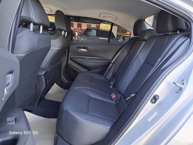 TOYOTA豐田 COROLLA ALTIS HYBRID  第9張相片