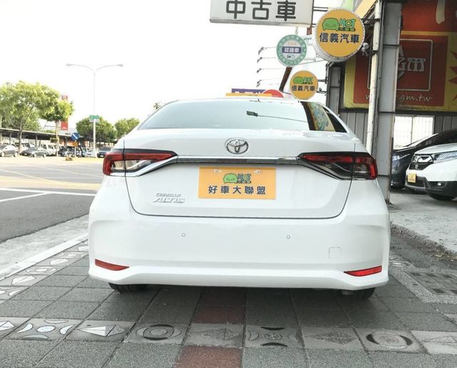 TOYOTA豐田 ALTIS  第4張相片