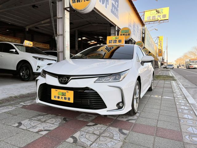 TOYOTA豐田 ALTIS  第1張相片