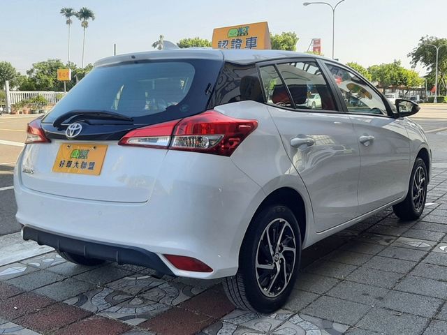TOYOTA豐田 YARIS  第2張相片