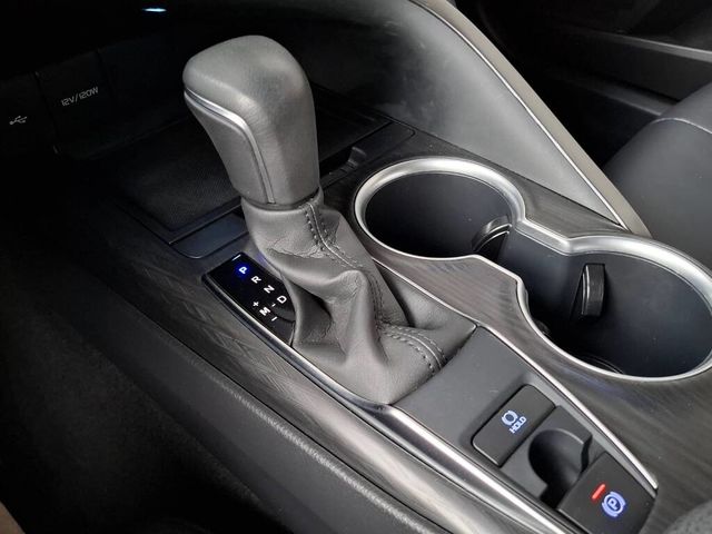 TOYOTA豐田 CAMRY  第13張相片