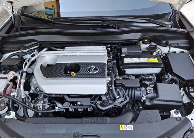 LEXUS凌志 UX200  第6張相片