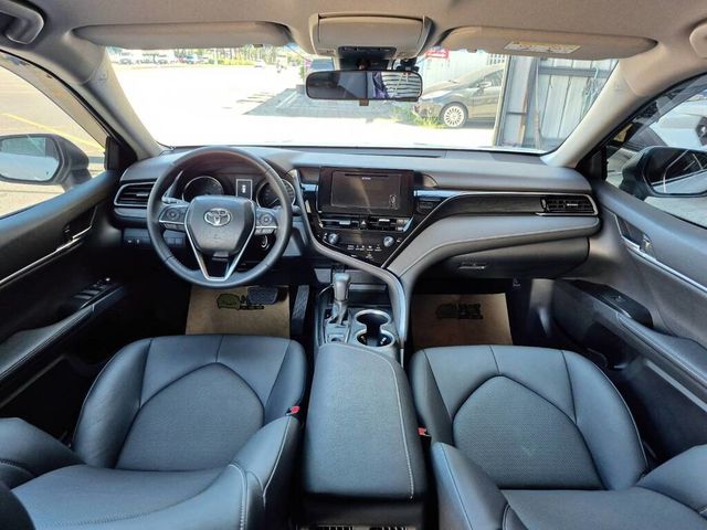 TOYOTA豐田 CAMRY  第5張相片