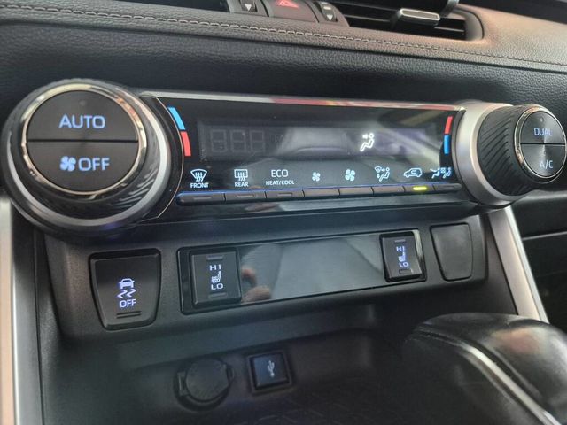 TOYOTA豐田 RAV4  第14張相片