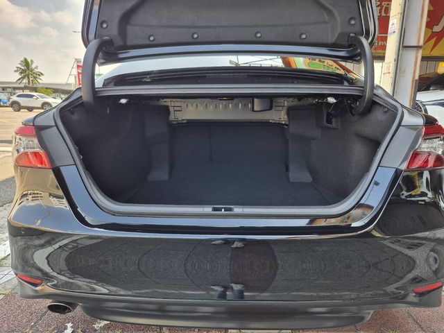 TOYOTA豐田 CAMRY HYBRID  第17張相片