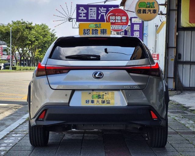 LEXUS凌志 UX250H  第4張相片