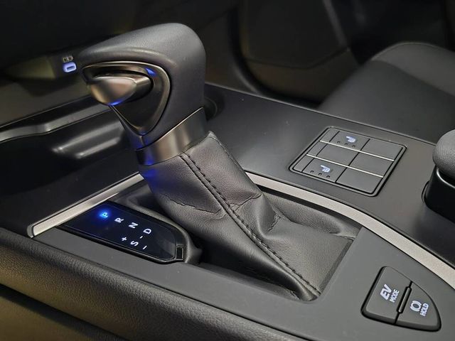 LEXUS凌志 UX250H  第16張相片