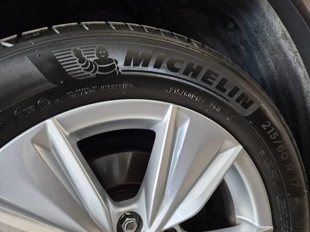 LEXUS凌志 UX250H  第18張相片