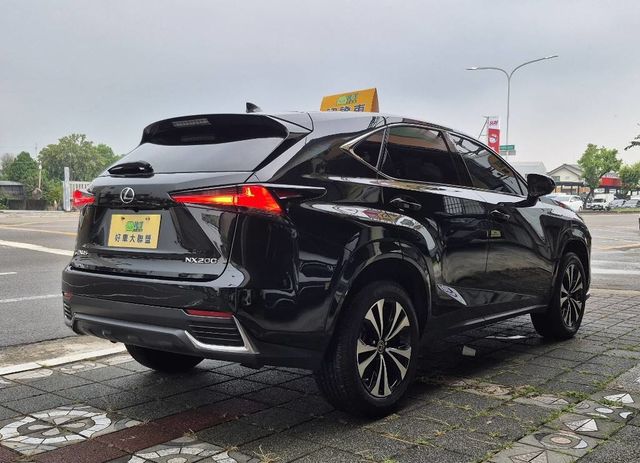 LEXUS凌志 NX200  第2張相片