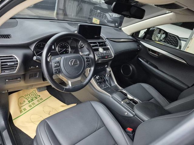 LEXUS凌志 NX200  第7張相片