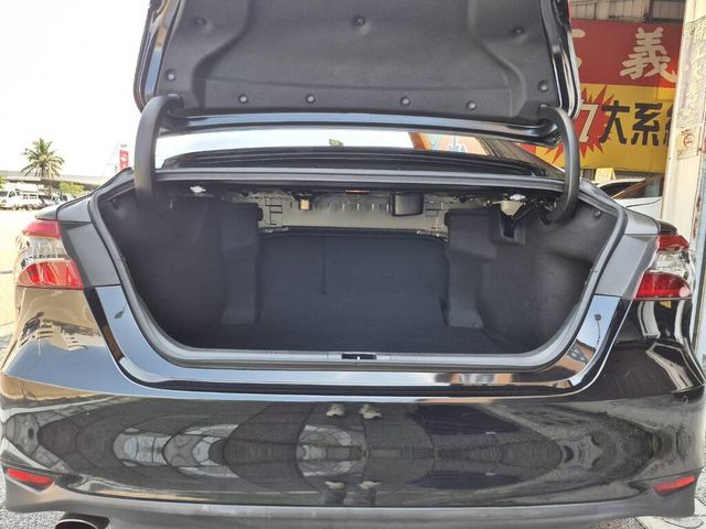 TOYOTA豐田 CAMRY HYBRID  第19張相片