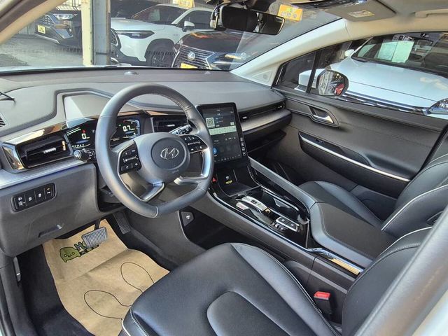 HYUNDAI現代 CUSTIN  第7張相片