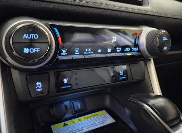 TOYOTA豐田 RAV4  第14張相片