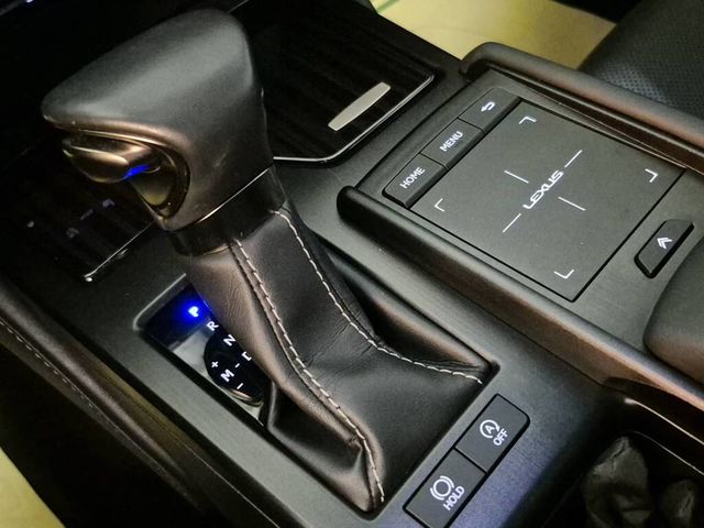 LEXUS凌志 ES200  第15張相片