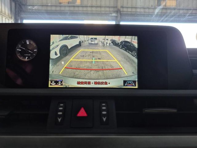 LEXUS凌志 ES200  第16張相片