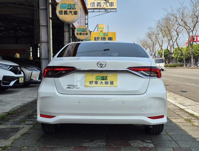 TOYOTA豐田 ALTIS  第4張相片