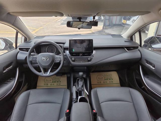 TOYOTA豐田 ALTIS  第5張相片