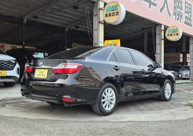 TOYOTA豐田 CAMRY  第2張相片