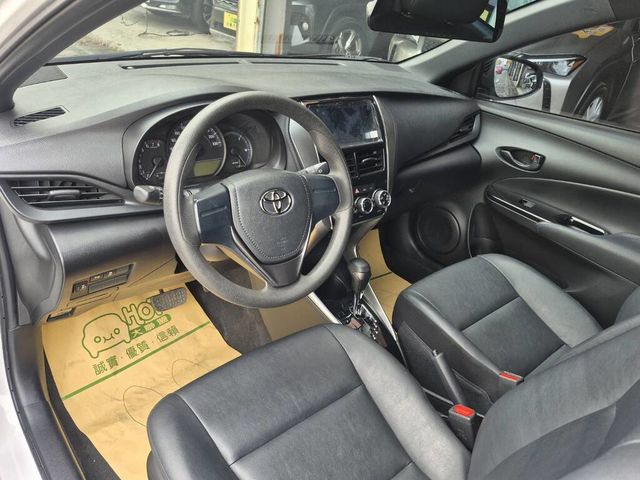 TOYOTA豐田 YARIS  第7張相片