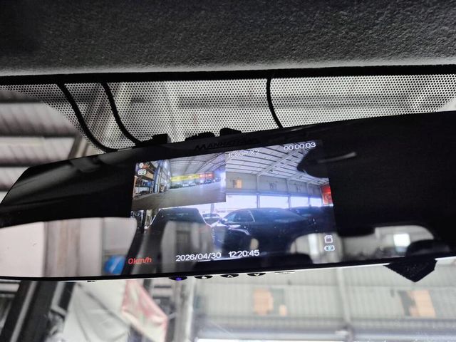 NISSAN日產 LIVINA  第13張相片