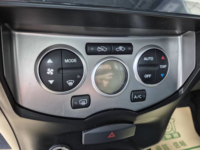 NISSAN日產 LIVINA  第17張相片