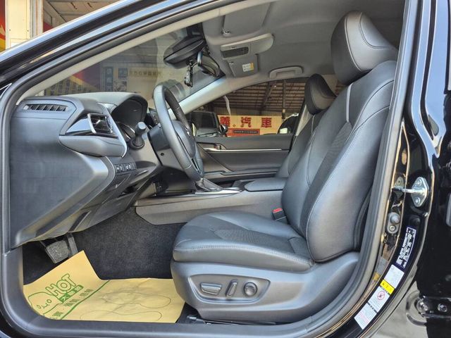 TOYOTA豐田 CAMRY  第8張相片