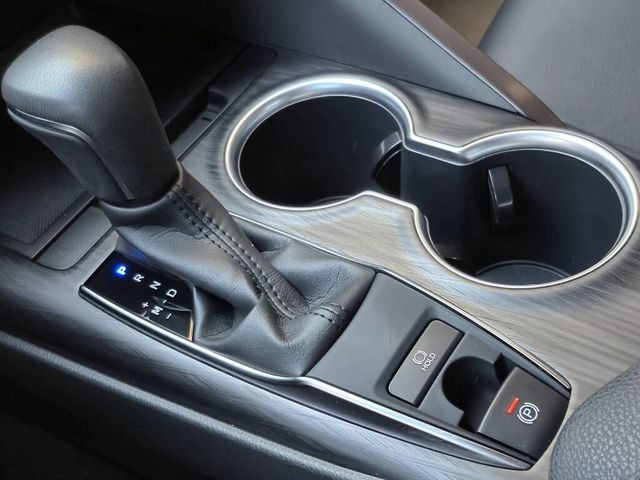 TOYOTA豐田 CAMRY  第17張相片
