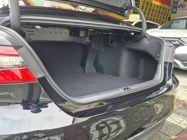 TOYOTA豐田 CAMRY  第18張相片